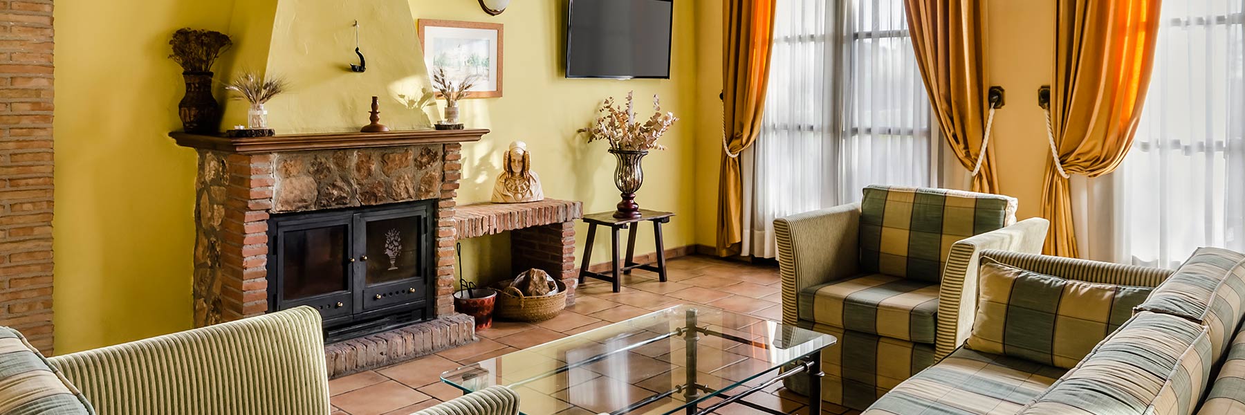 Hotel Rural Los Nogales  header